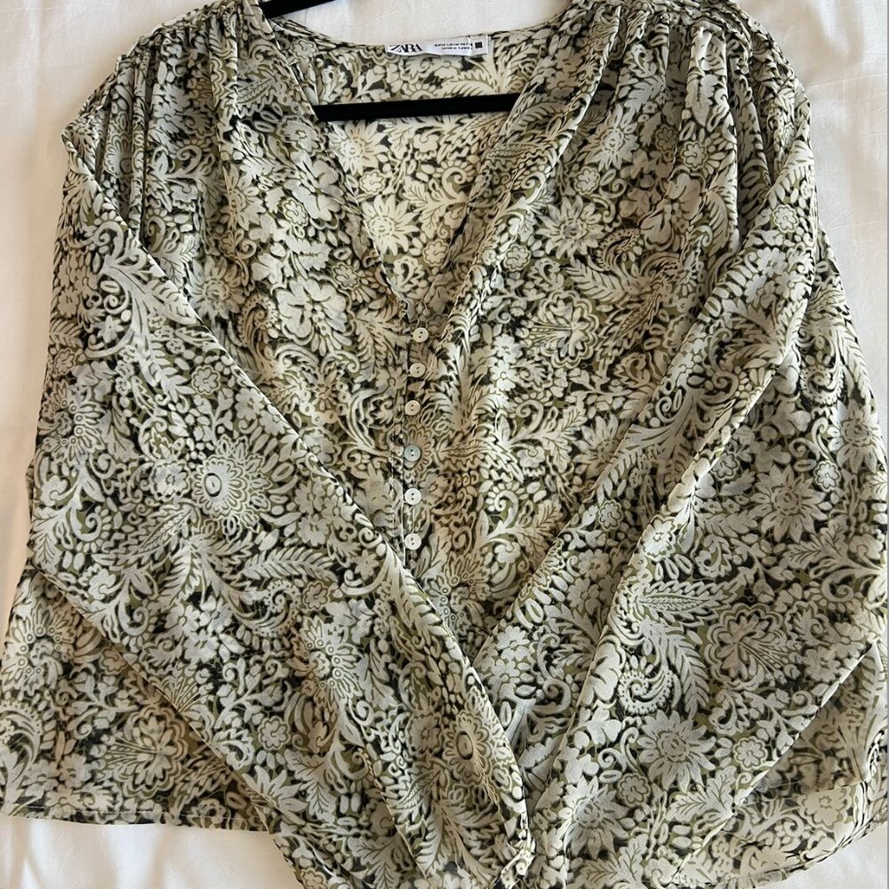 ZARA Printed Button-Front Blouse – Size M